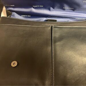 Kenneth Cole Black Leather Messenger Bag